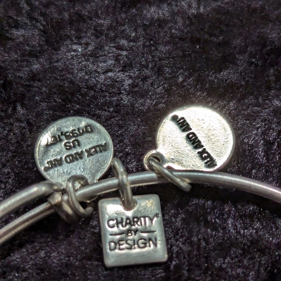 Alex & Ani Aphrodites Flower Charm Bracelet Silver Tone - Picture 5 of 5